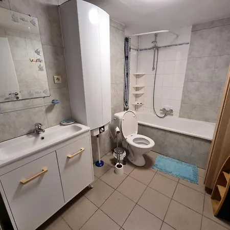 Les Glycines 度假居